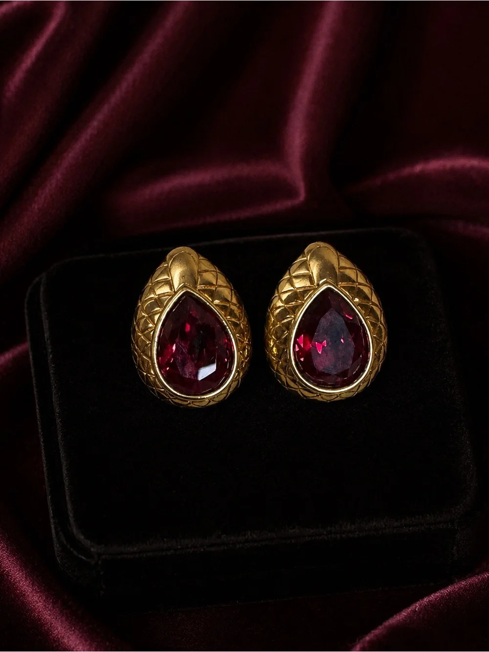 Vintage Swarovski Ruby Red Crystal Gold Tone Cli stud Earrings